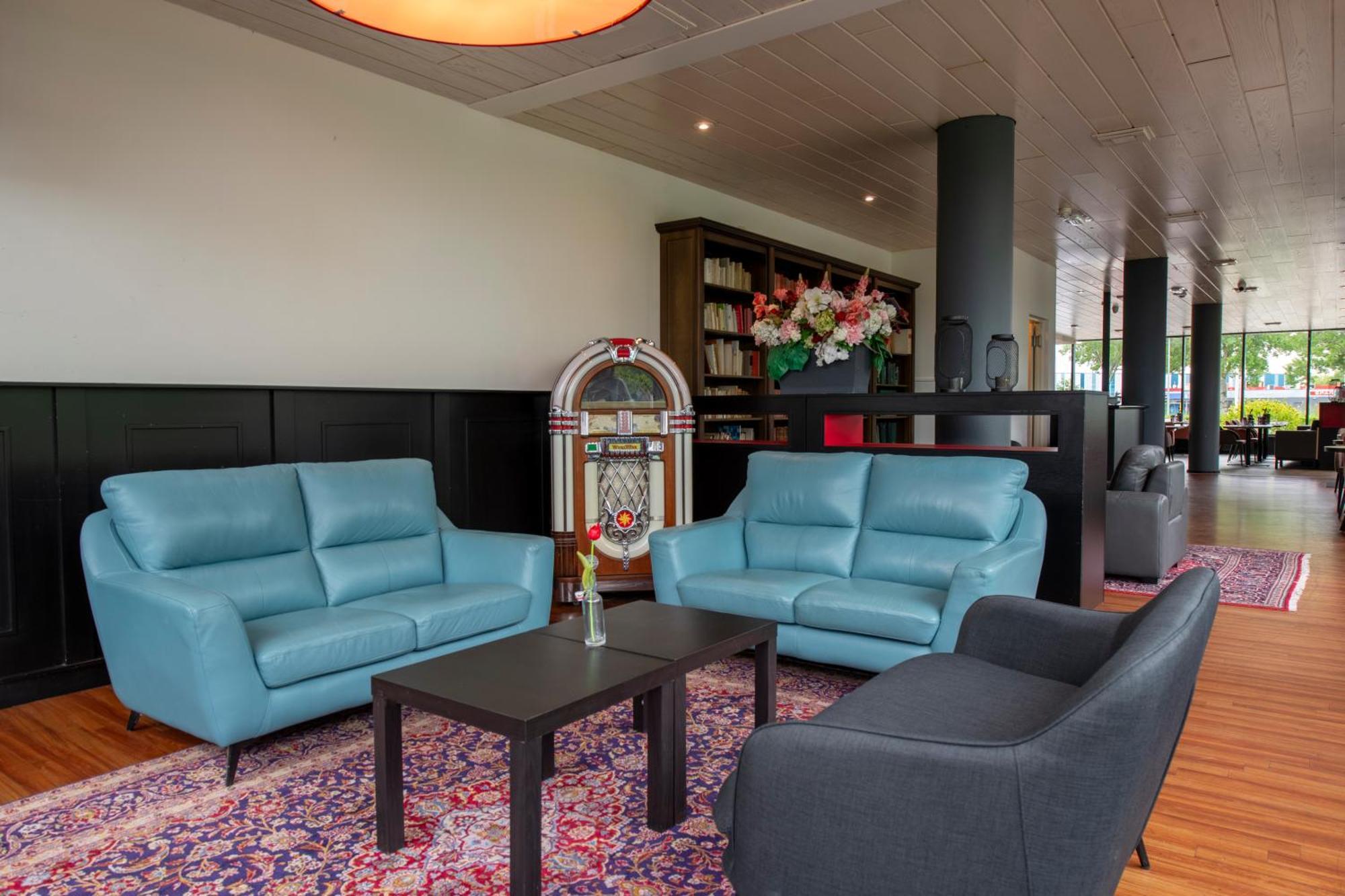 Bastion Hotel Алмере Екстериор снимка