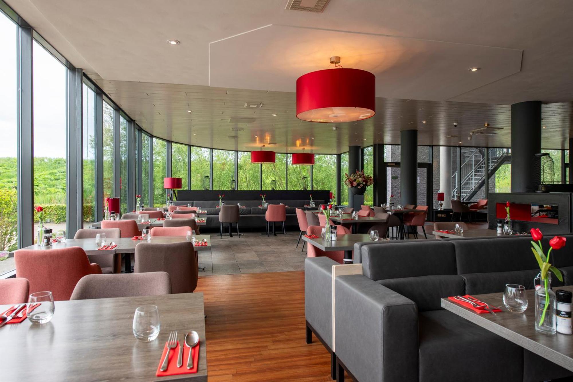 Bastion Hotel Алмере Екстериор снимка