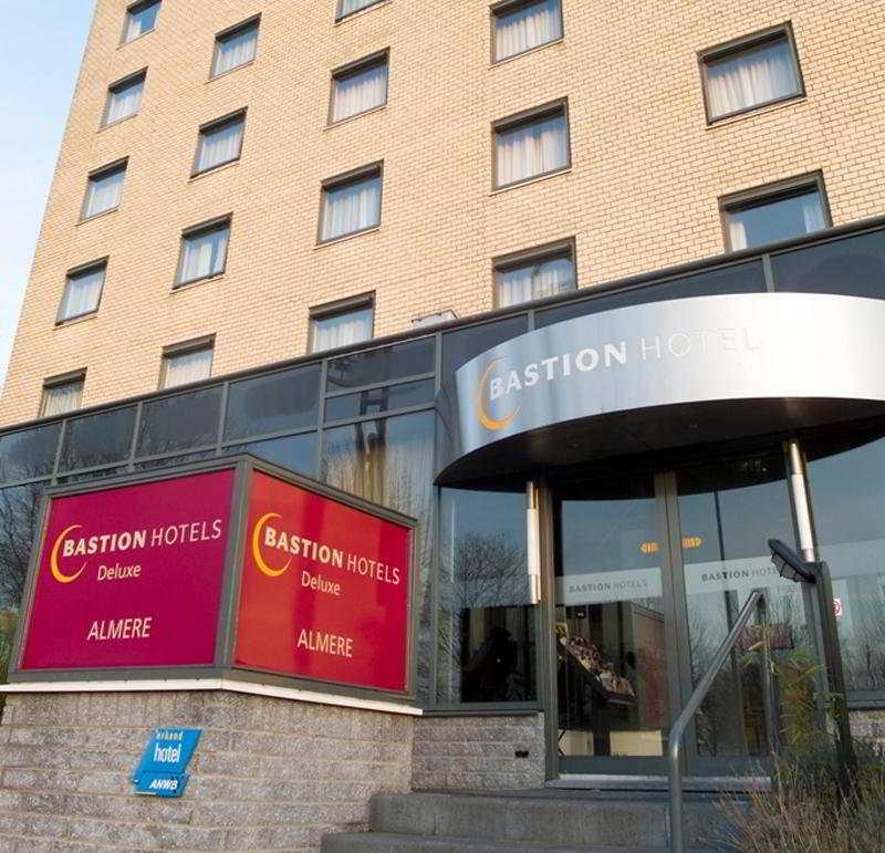 Bastion Hotel Алмере Екстериор снимка