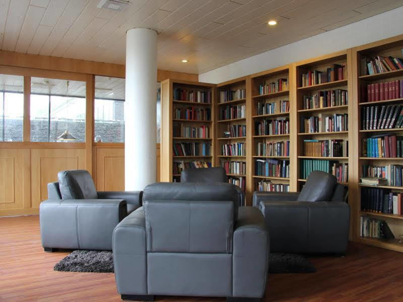 Bastion Hotel Алмере Екстериор снимка